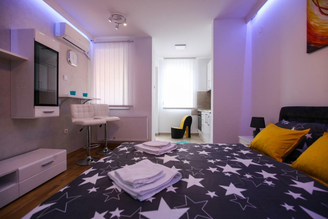 Manirosi 2 Apartman Subotica Eksteriør billede