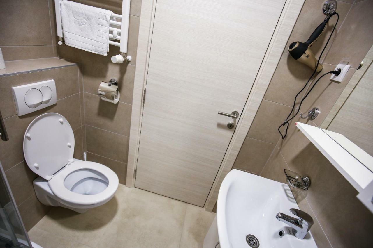 Manirosi 2 Apartman Subotica Eksteriør billede